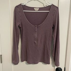 Universal thread light purple Henley